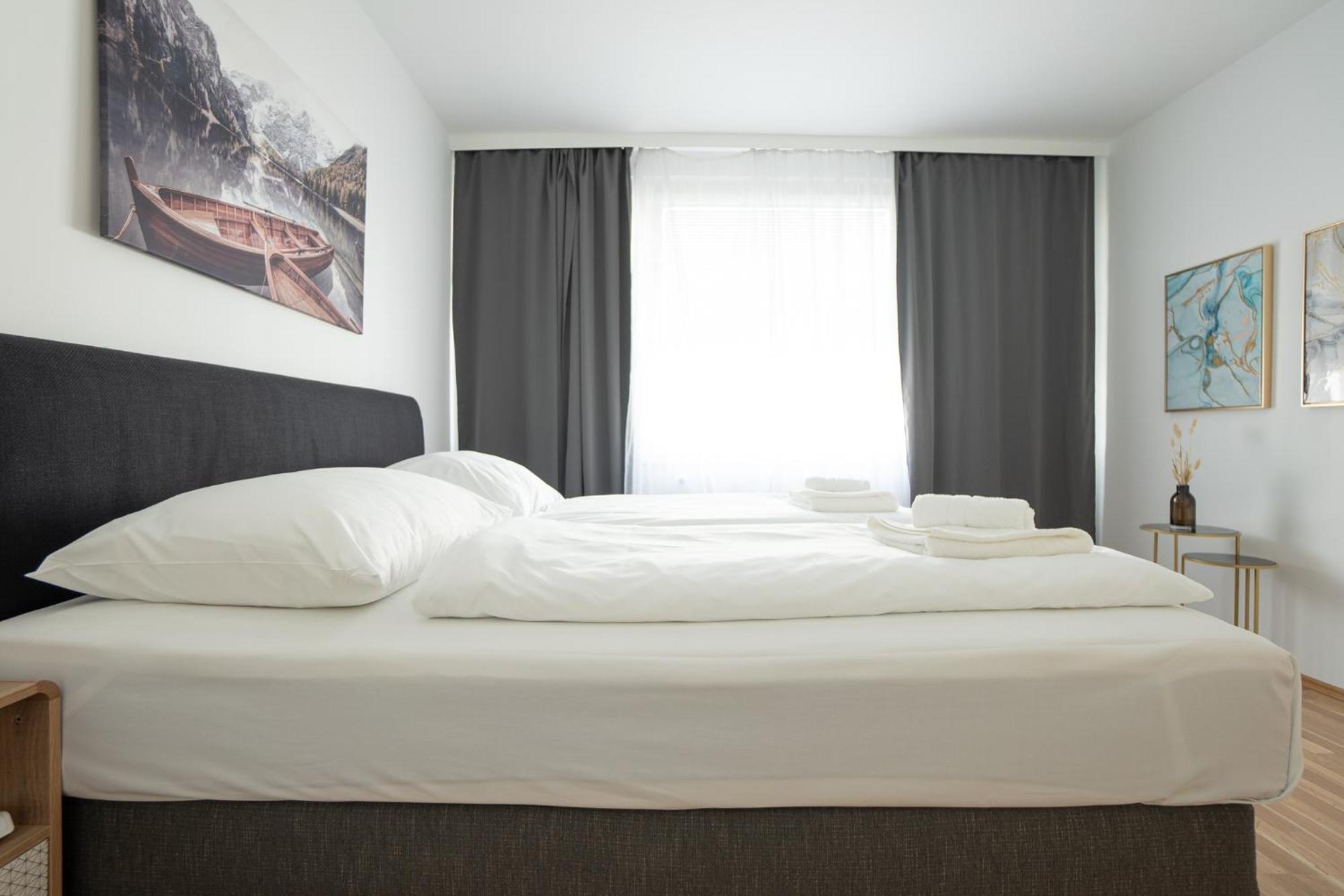 Charming With Balcony, Close To Stephansdom Cathedral * Wien