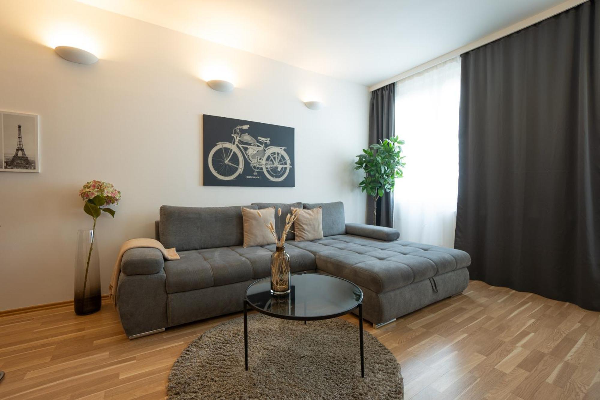 Charming With Balcony, Close To Stephansdom Cathedral * Wien