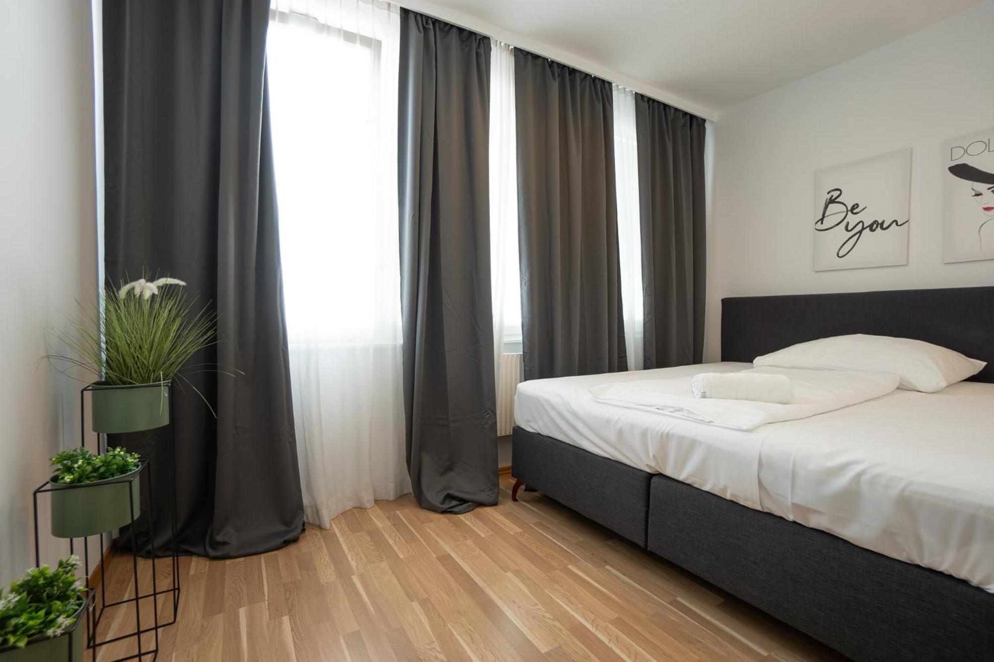 Charming With Balcony, Close To Stephansdom Cathedral * Wien
